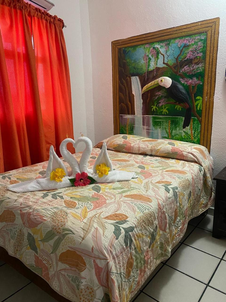 סן פטריסיו מלקווה Bungalows Laguna Del Tule מראה חיצוני תמונה